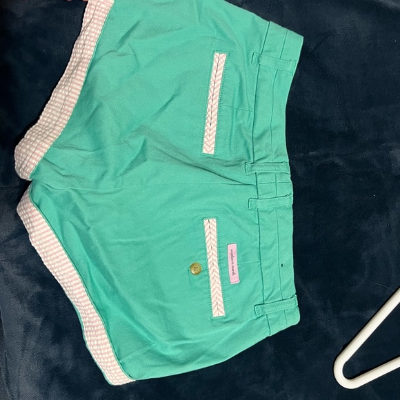 Vineyard Vines Shorts - Picture 2 of 2